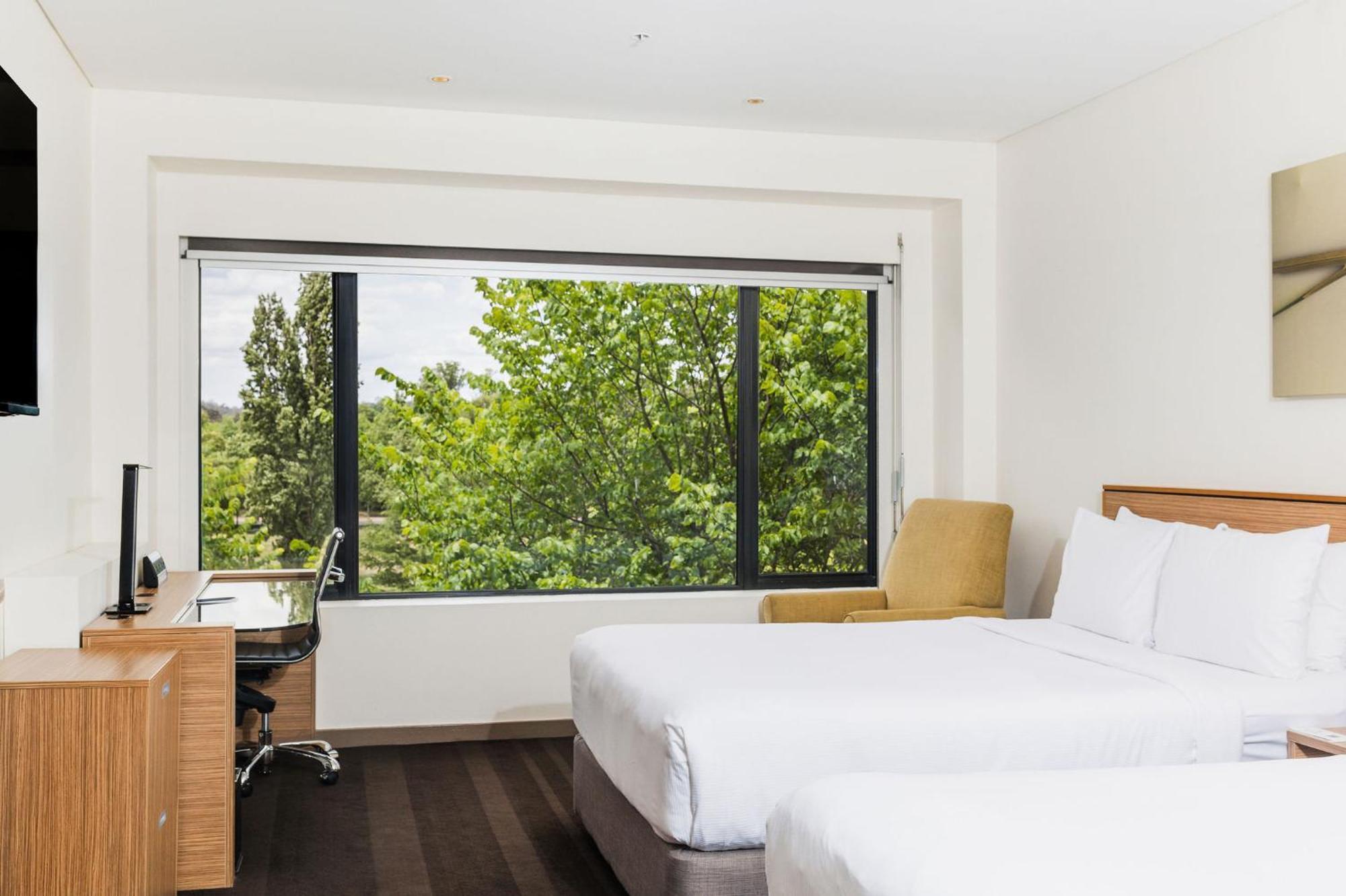 Crowne Plaza By Ihg Hotel Canberra